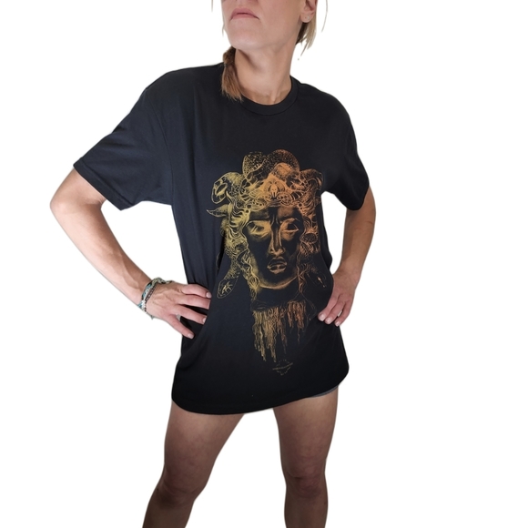 Original, Medusa Graphic on black T-Shirt. Handmade. - Picture 4 of 7
